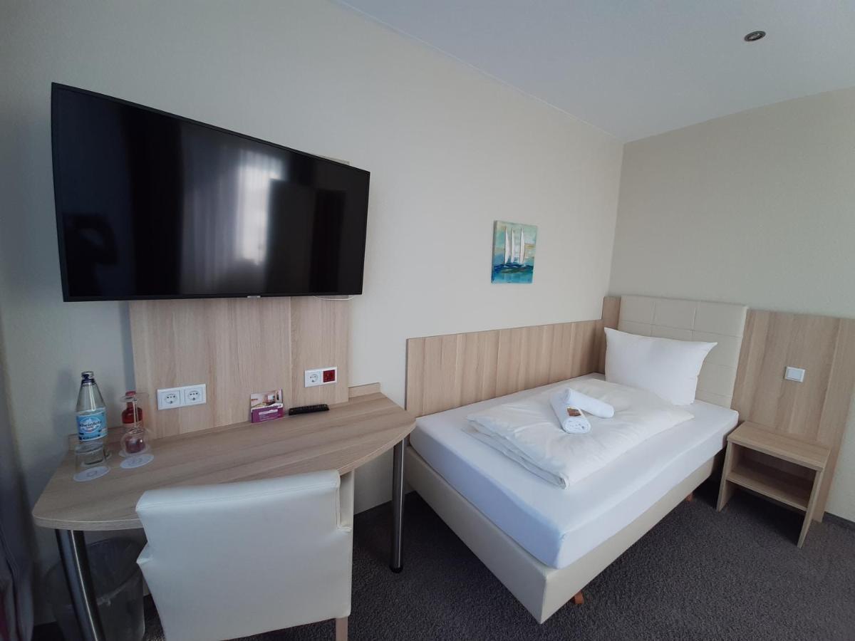 אלסדורף Hotel Siebenschlaefer Am Wasserturm מראה חיצוני תמונה