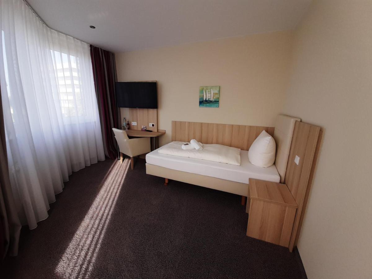 אלסדורף Hotel Siebenschlaefer Am Wasserturm מראה חיצוני תמונה