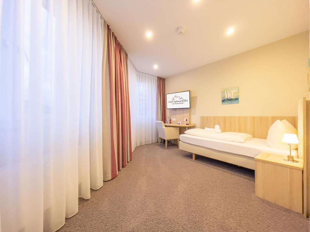 אלסדורף Hotel Siebenschlaefer Am Wasserturm מראה חיצוני תמונה